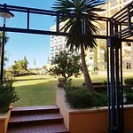 Lujoso Apartamento Con Espectacular Terraza Con Vistas Al Mar En Marbella