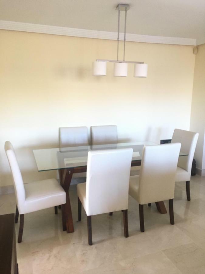 Lujoso Apartamento Con Espectacular Terraza Con Vistas Al Mar En Appartement Marbella