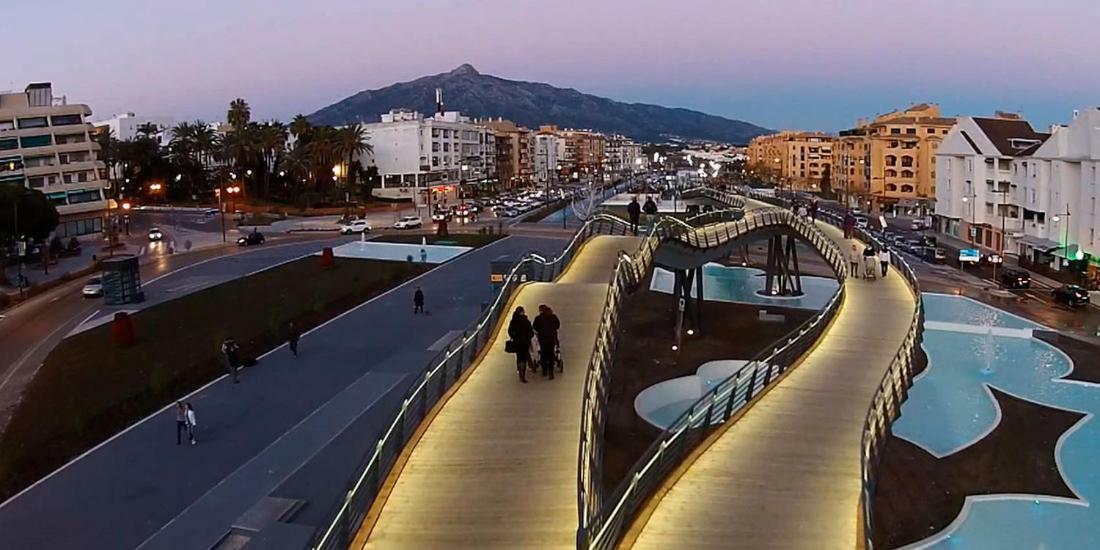 Lujoso Apartamento Con Espectacular Terraza Con Vistas Al Mar En Appartement Marbella