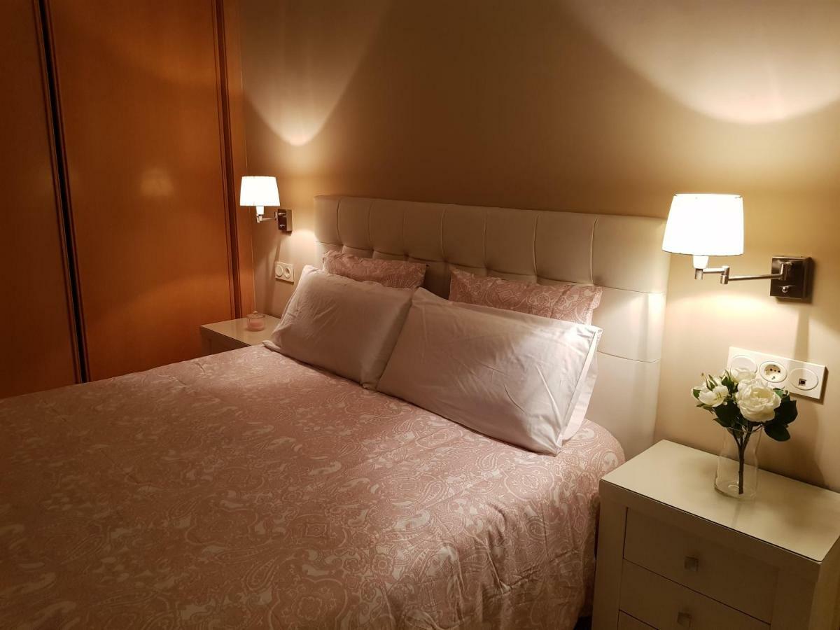 Lujoso Apartamento Con Espectacular Terraza Con Vistas Al Mar En Appartement Marbella